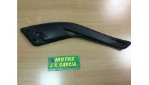 TAPA BAJO SILLIN IZQUIERDA YAMAHA XMAX 125 "10